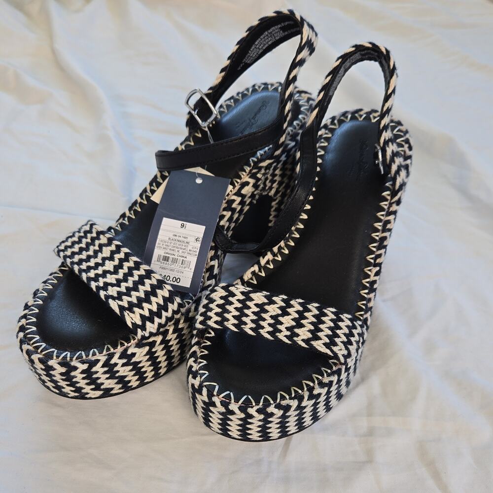 #48 Universal Thread Black White Chevron Platform Sandals Ankle Strap Size 9.5